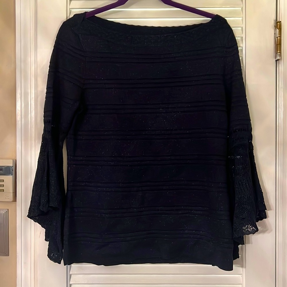 Beautiful navy blue boatneck sweater with laced 3 quarter sleeves